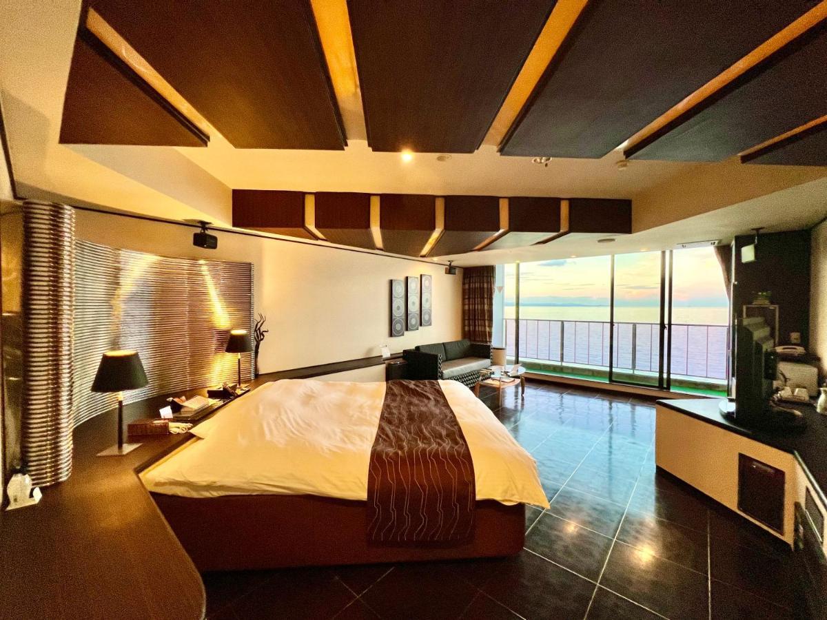 Sky Bali Style Beppu, Resort Love Hotel ภายนอก รูปภาพ